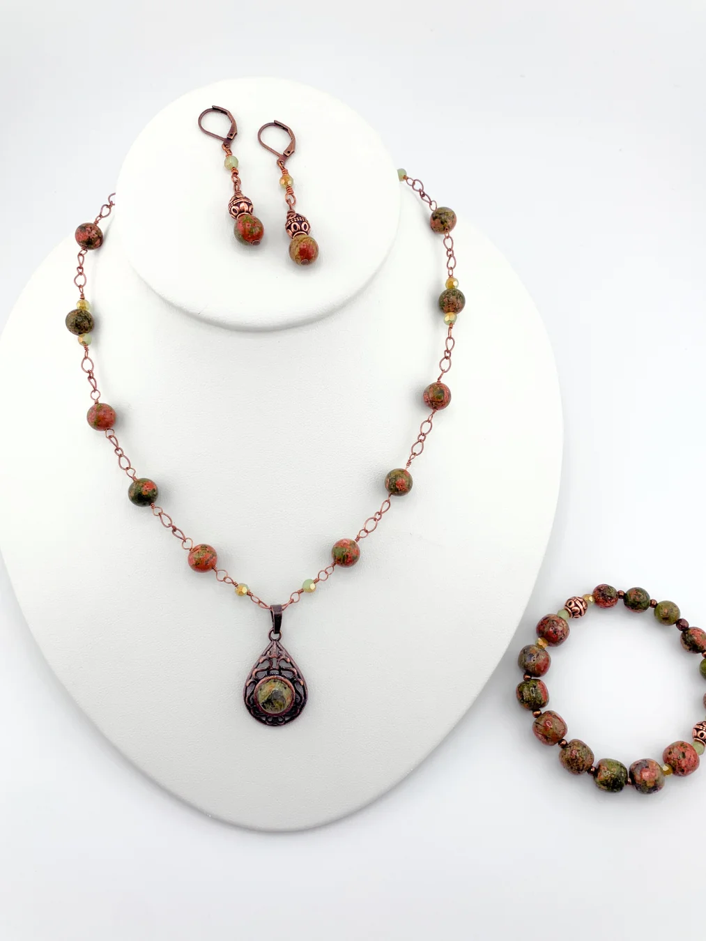 Unakite and Antique Copper Beaded Pendant Necklace, Bracelet, and Earrings Set product image (1)
