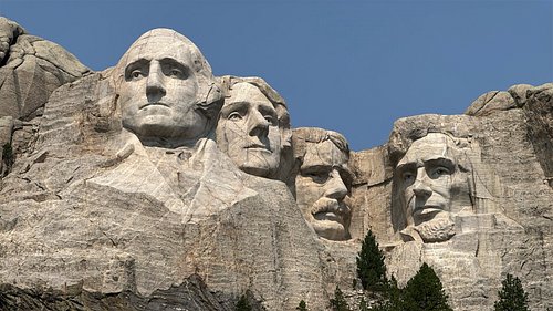 Throttle & Iron takes on Mount Rushmore! 🇺🇸🏍️

No Sturgis trip would be complete without riding through the beautiful Black H...
