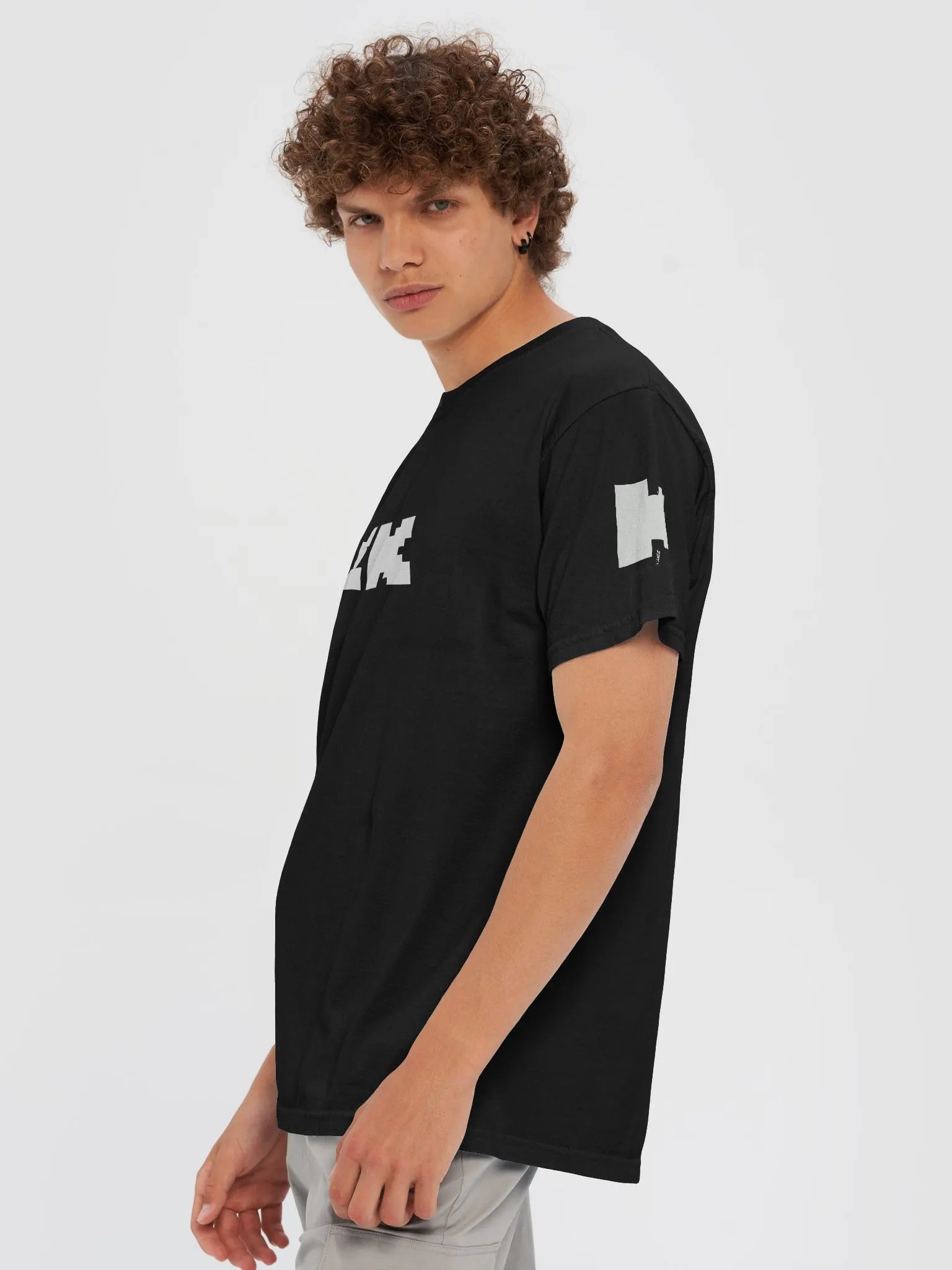 Kick T With Channel  QR Code Red product image (6)