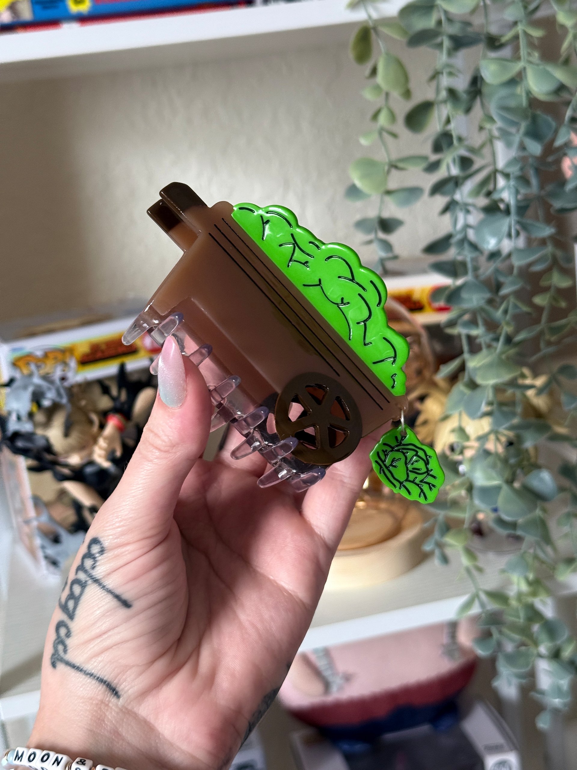 Cabbage Cart Hair Claw product image (1)