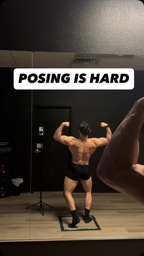 Posing is like, the worst sometimes 

#posing #mensphysique #bodybuilding #shredded #contestprep
