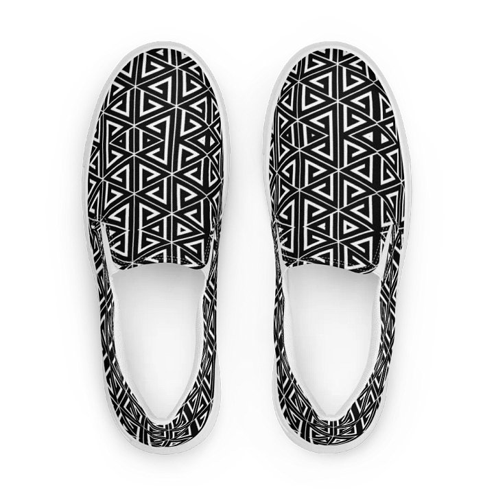 Black and white triangular elegance Men's Slip-On Canvas Shoes product image (1)