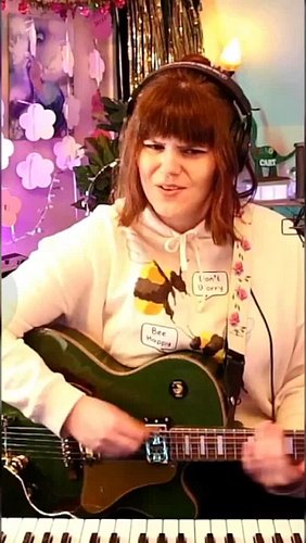 That feeling when your community perfectly time's their @blerp redeems with the music. What a perfect collab.
.
I'm #live now...