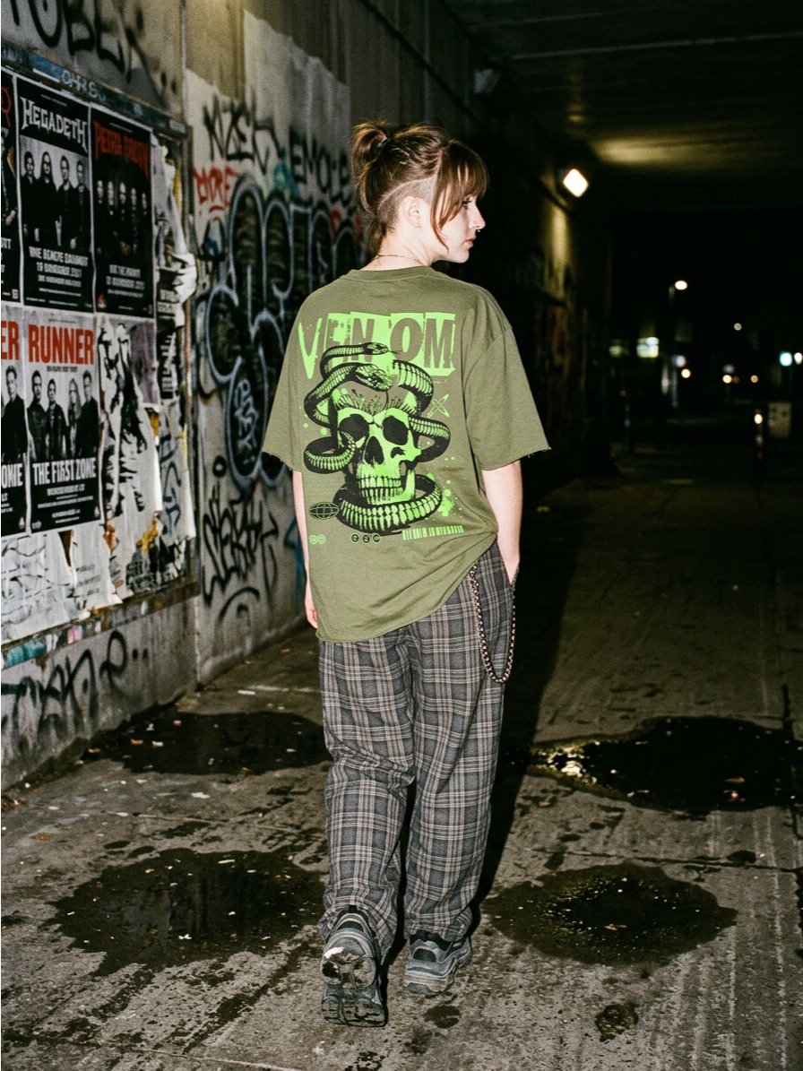 Venomous Skull T-Shirt | Void Club x Comfort Colors Heavyweight Garment-Dyed Tee product image (2)