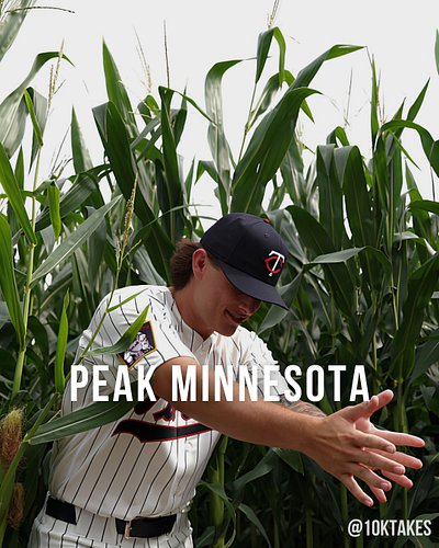 Minnesota, let's peak this weekend!...

#minnesota #minnesotan #minnesota_captures #minnesotaphotographer