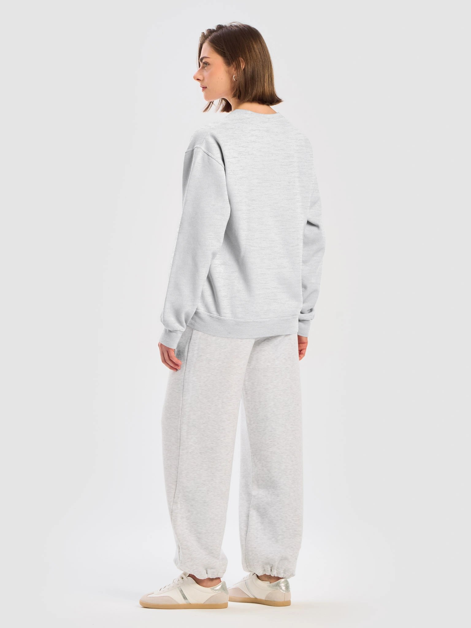 Silver Wolves Crew Sweatshirt product image (13)