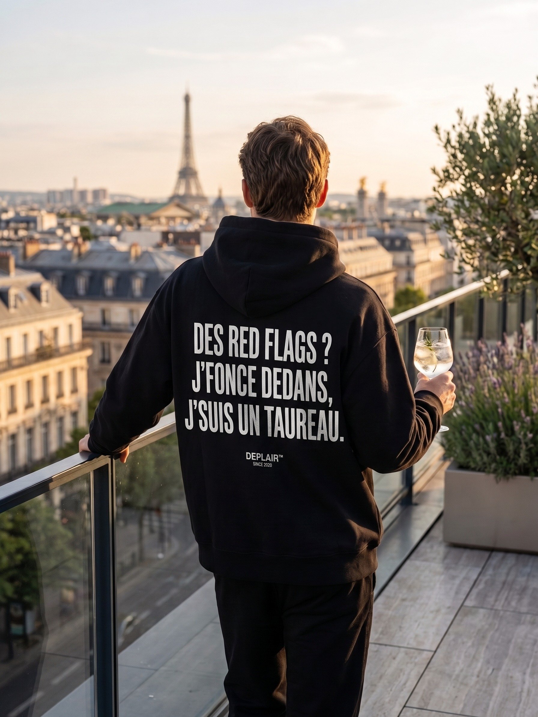 Des red flags ? J’fonce dedans, j’suis un taureau — Hoodie homme product image (2)