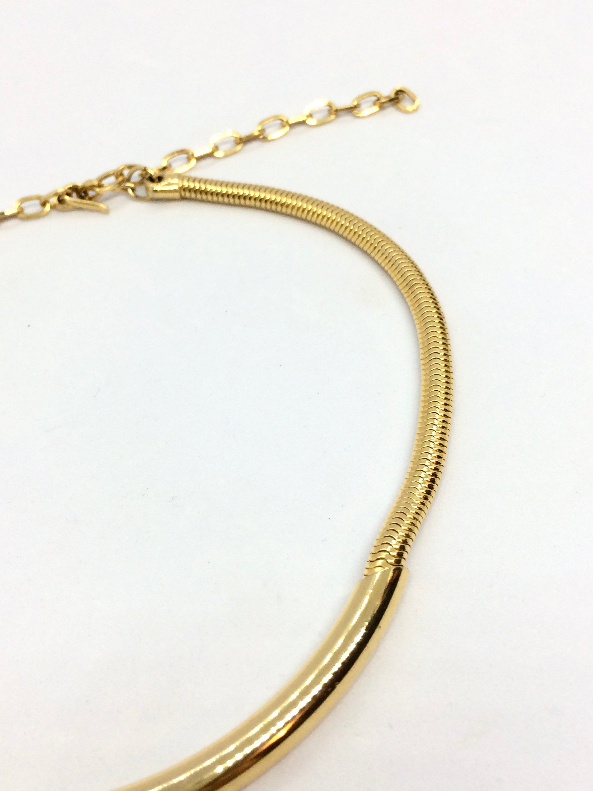 Orbit Pearl Choker Necklace product image (8)
