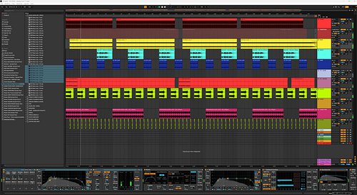 Nuova traccia in arrivo. 
Demo ufficiale qui sotto.

Ascolta fino alla fine.

New track coming soon.

Official demo below.

L...