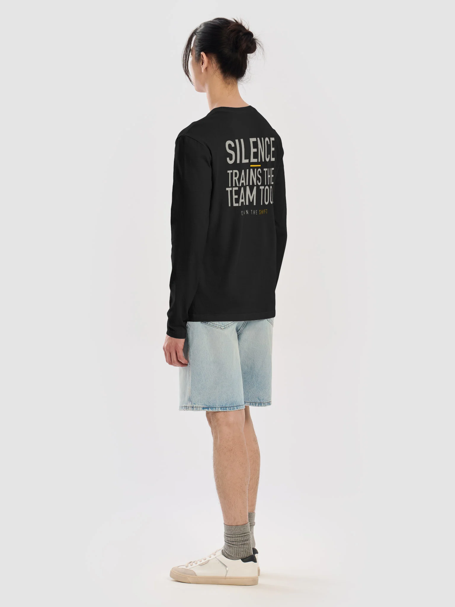 SILENCE. Minimal Graphic Long Sleeve Crew product image (8)