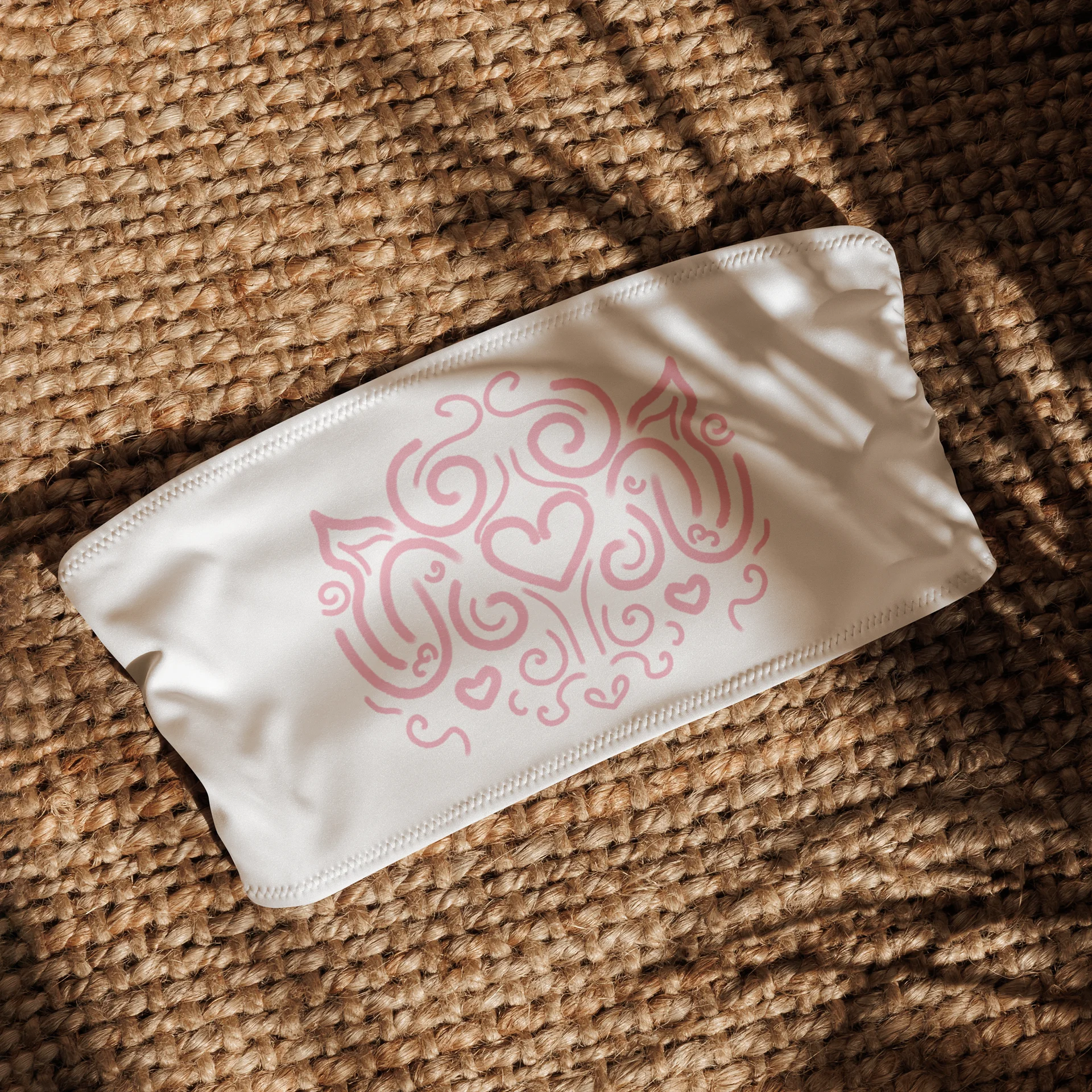 pink heart ornamental bandeau bikini top - white product image (1)
