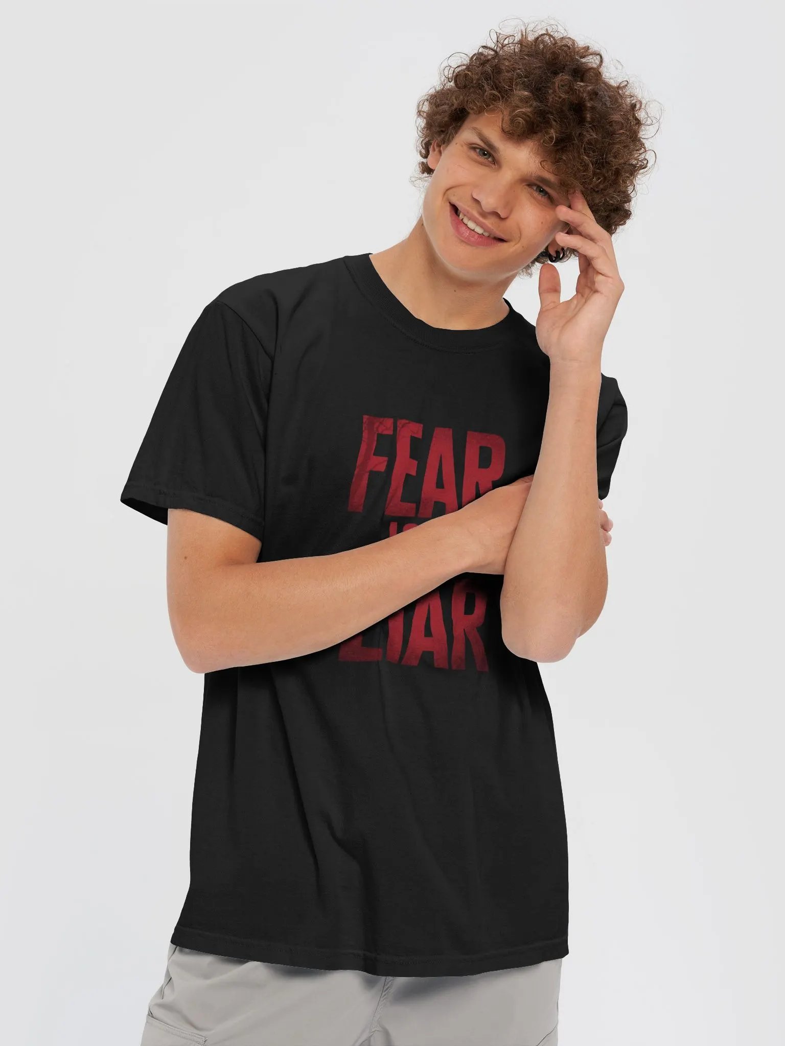 Fear is a liar Heavyweight Tee product image (6)
