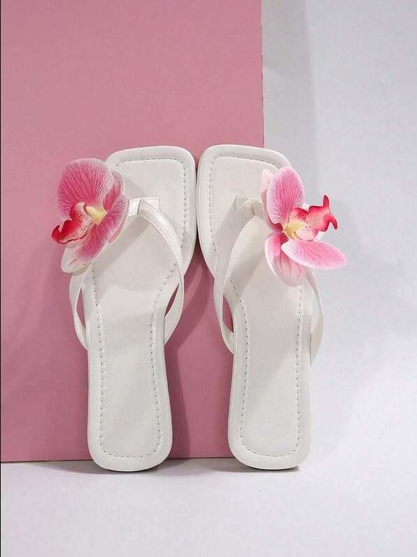 2025 ADLEST Plus Size EU New Design Faux Flower Decor Flat Thong Sandals For Women, Casual Summer Flat Sandals,Flip Flops product image (5)