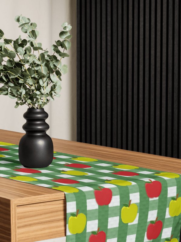 Apple Gingham Pattern in Green Table Runner product image (1)