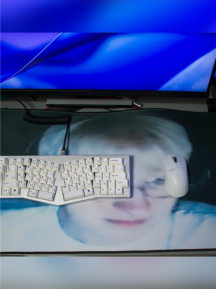 Kyle Desk Mat product image (2)