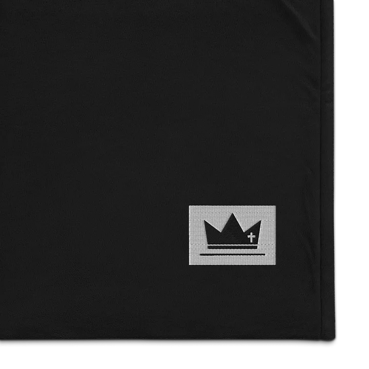 The Crown Comfort Blanket product image (1)