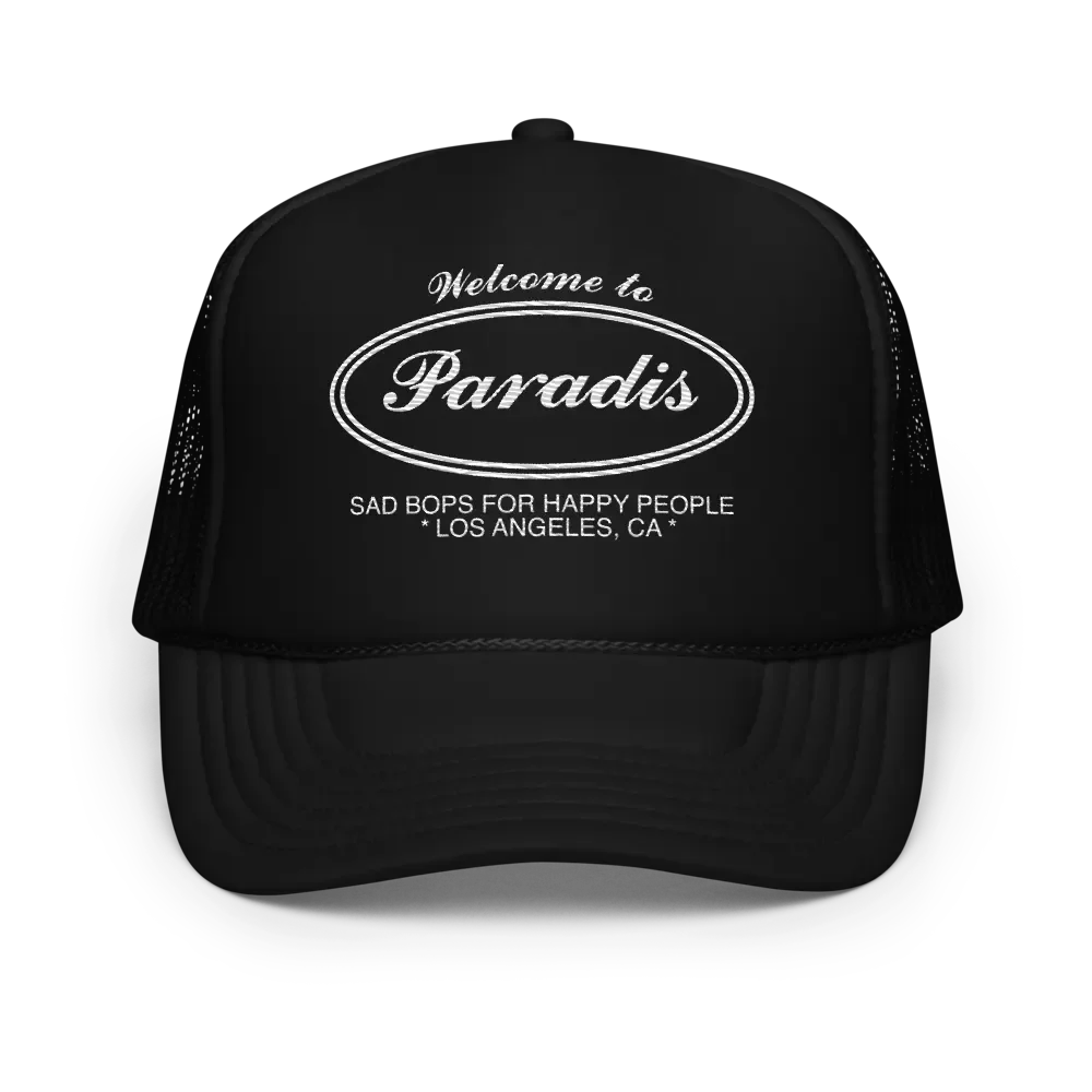 welcome to paradis trucker hat