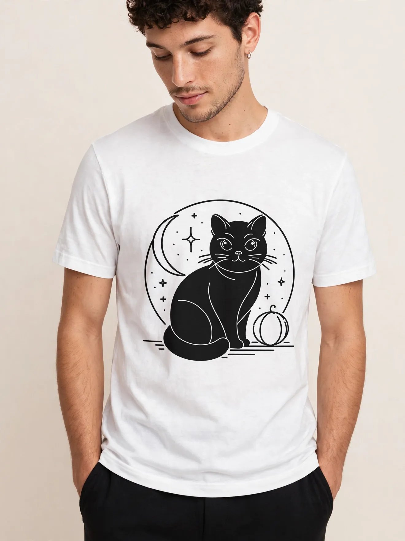Midnight Cat Graphic T-shirt | IDLAR product image (4)