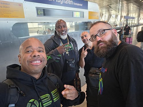The LORDS have arrived!! @gamescom #RoadToGermany #ILP👑