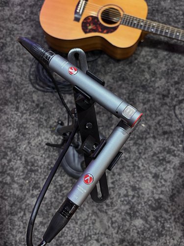First time using the @austrian_audio CC8’s yesterday and they sounded so nice on acoustic guitar. Very natural and clear. No ...