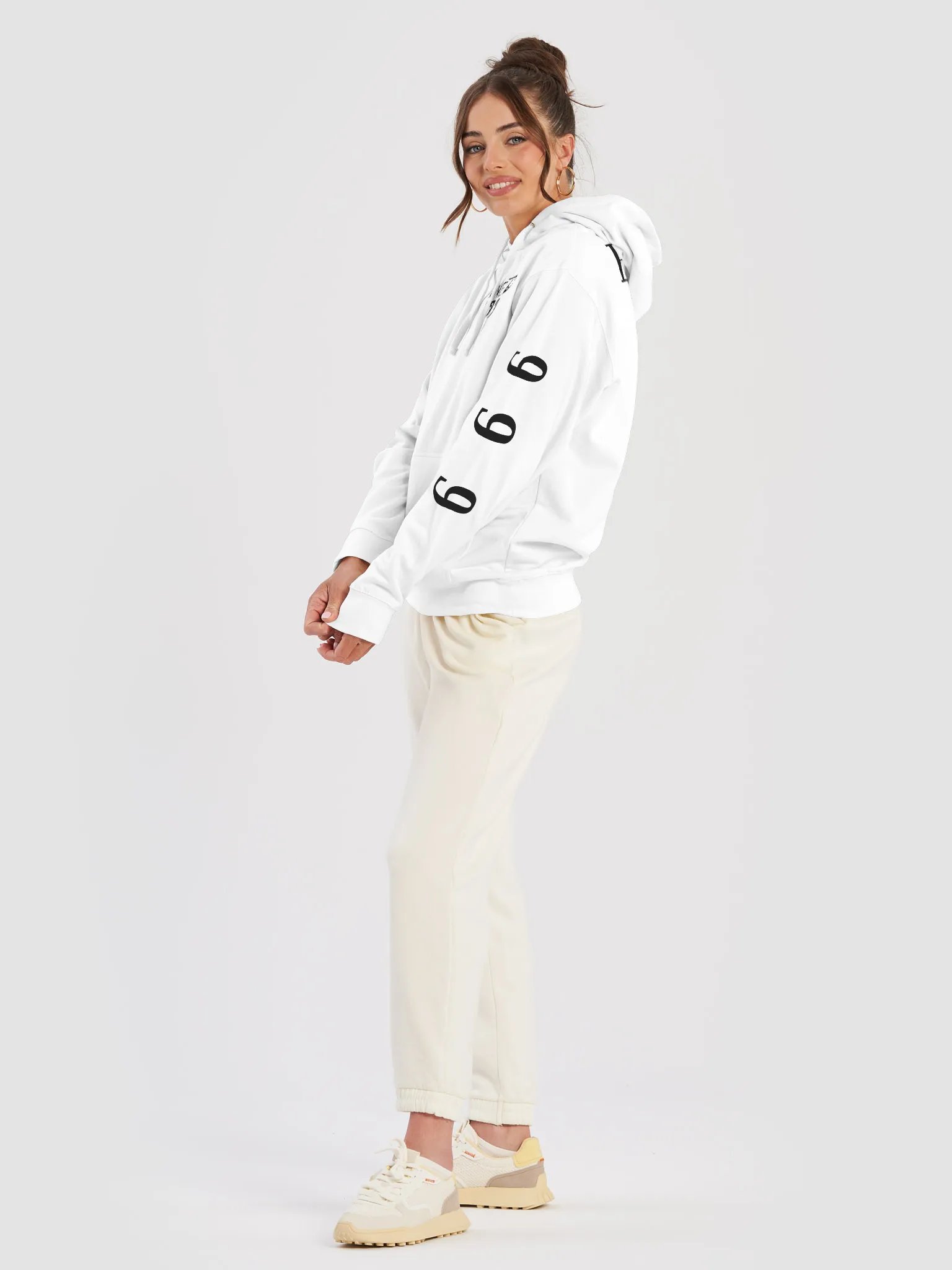 Bonez hoodie product image (6)