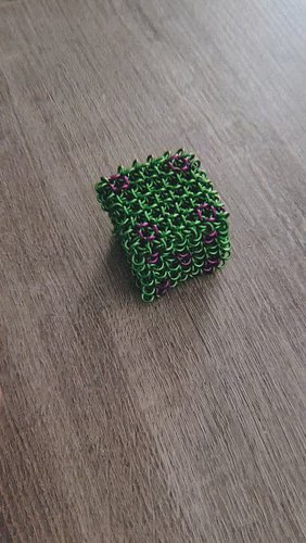 the first ever gelatinous cube dice is live!

it's a chainmaille jelly cube meets a d6 die meets the gelatinous cube while du...