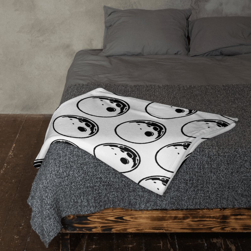 luna throw blanket product image (15)