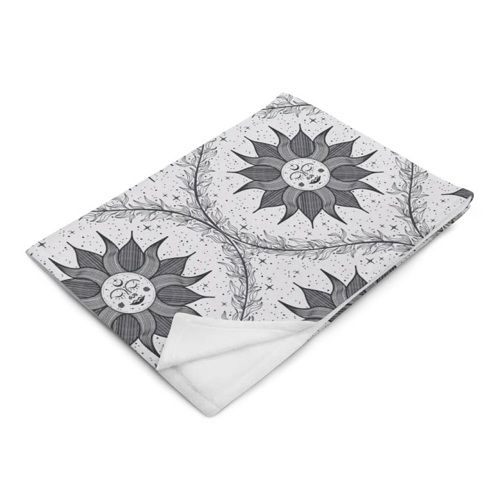 Mystic Suns and Leaves Blanket product image (2)