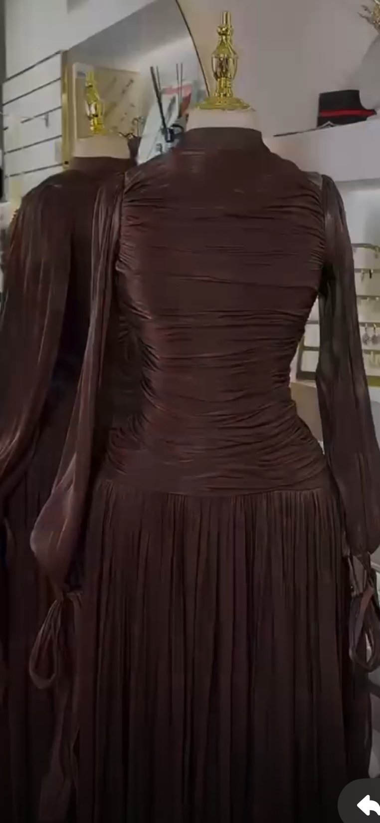Luxury dress product image (5)