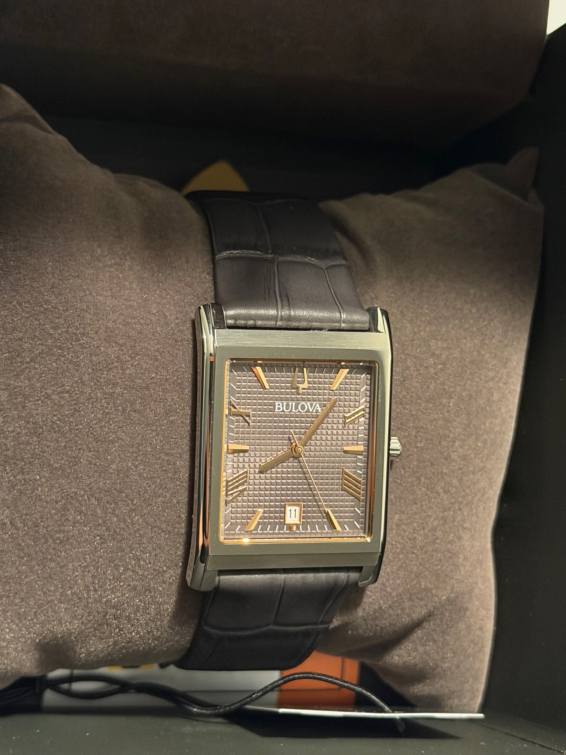 Bulova Sutton 3-Hand Quartz product image (2)