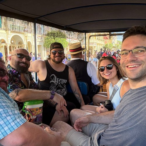 Day 3 photo dump from Disney #magickingdom pt1!
Disney was a lot of fun and @jamesbouhuys literally got us on everything (som...