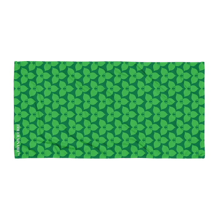Trilliumnaire™ Icon Green Beach Towel product image (1)