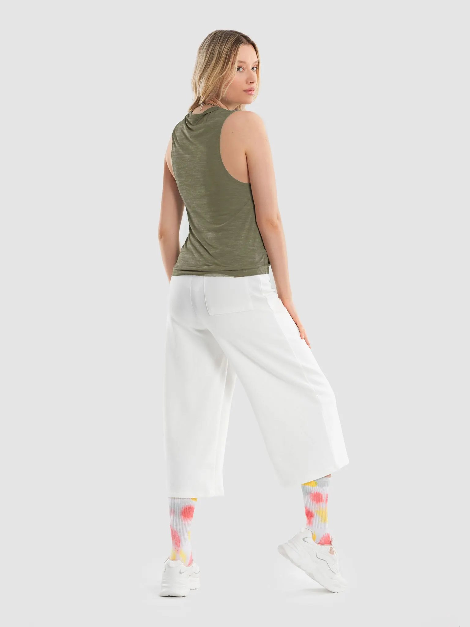 Dapper Squirrel in Top Hat Tank product image (6)