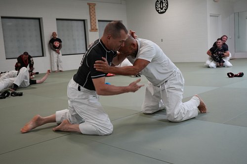 Looking for a full-body workout that keeps you engaged? 💪 Karate builds strength, flexibility, endurance, and coordination—al...