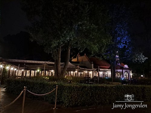 Een betoverende avond bij Polles keuken in de Efteling.

#Efteling #BlijfBetoverd #efteling #eftelingkaatsheuvel #fotografie ...