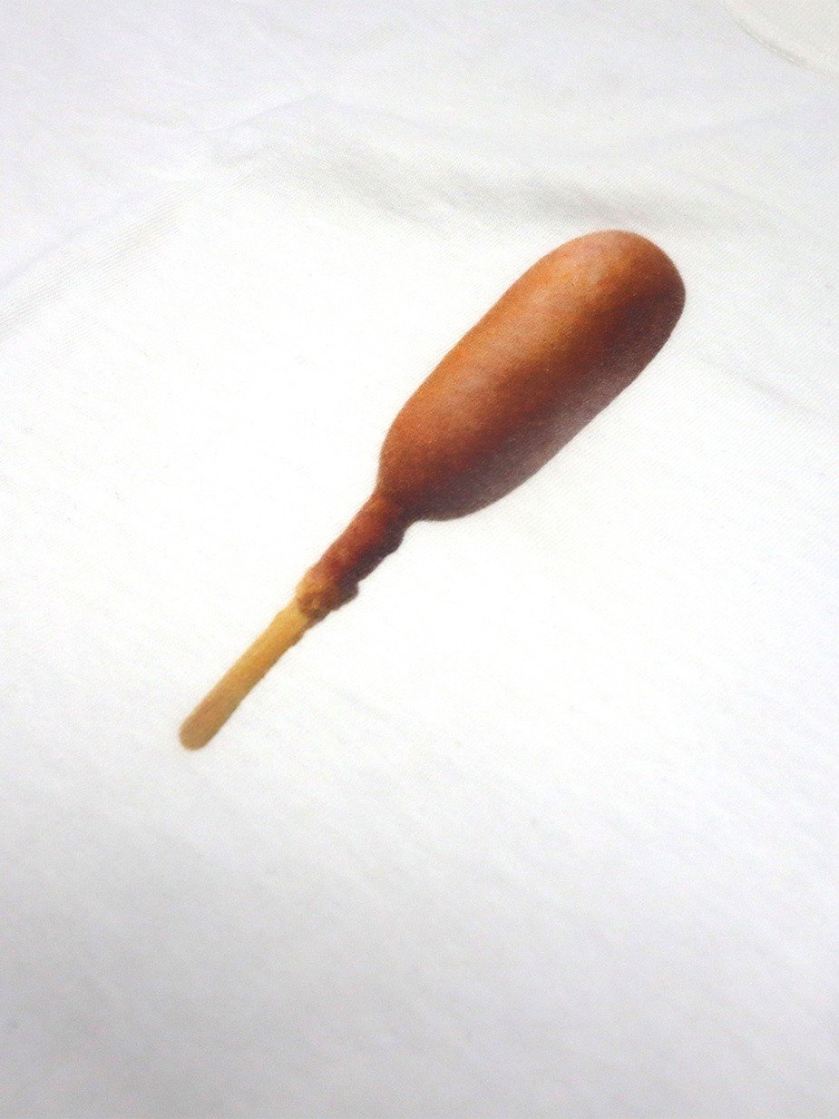 emotionally attached to a corn dog product image (3)