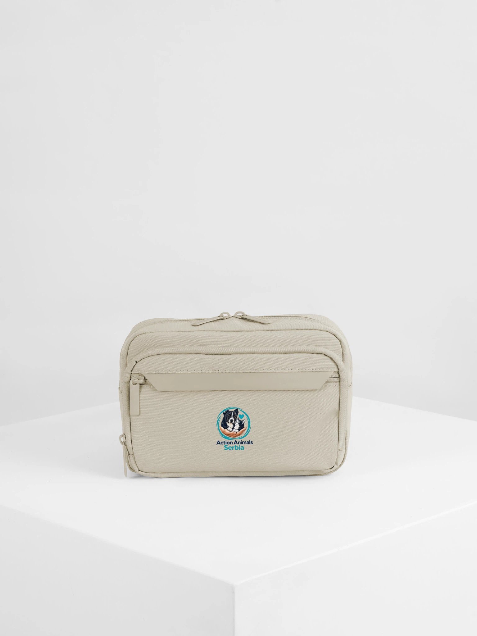 In guten Händen – Urban Crossbody Bag | Action Animals Serbia product image (1)