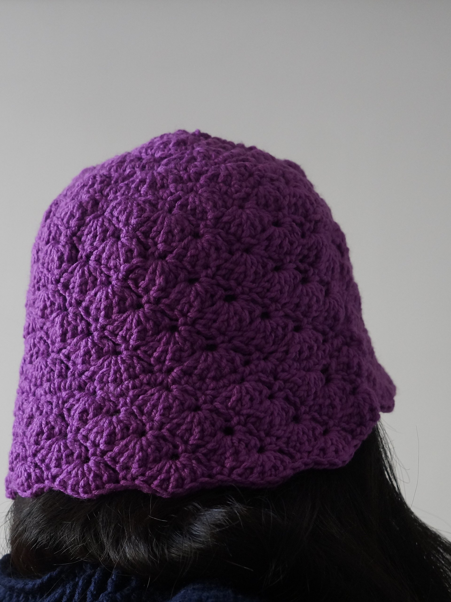 Shell stitch bucket hat crochet pattern product image (3)