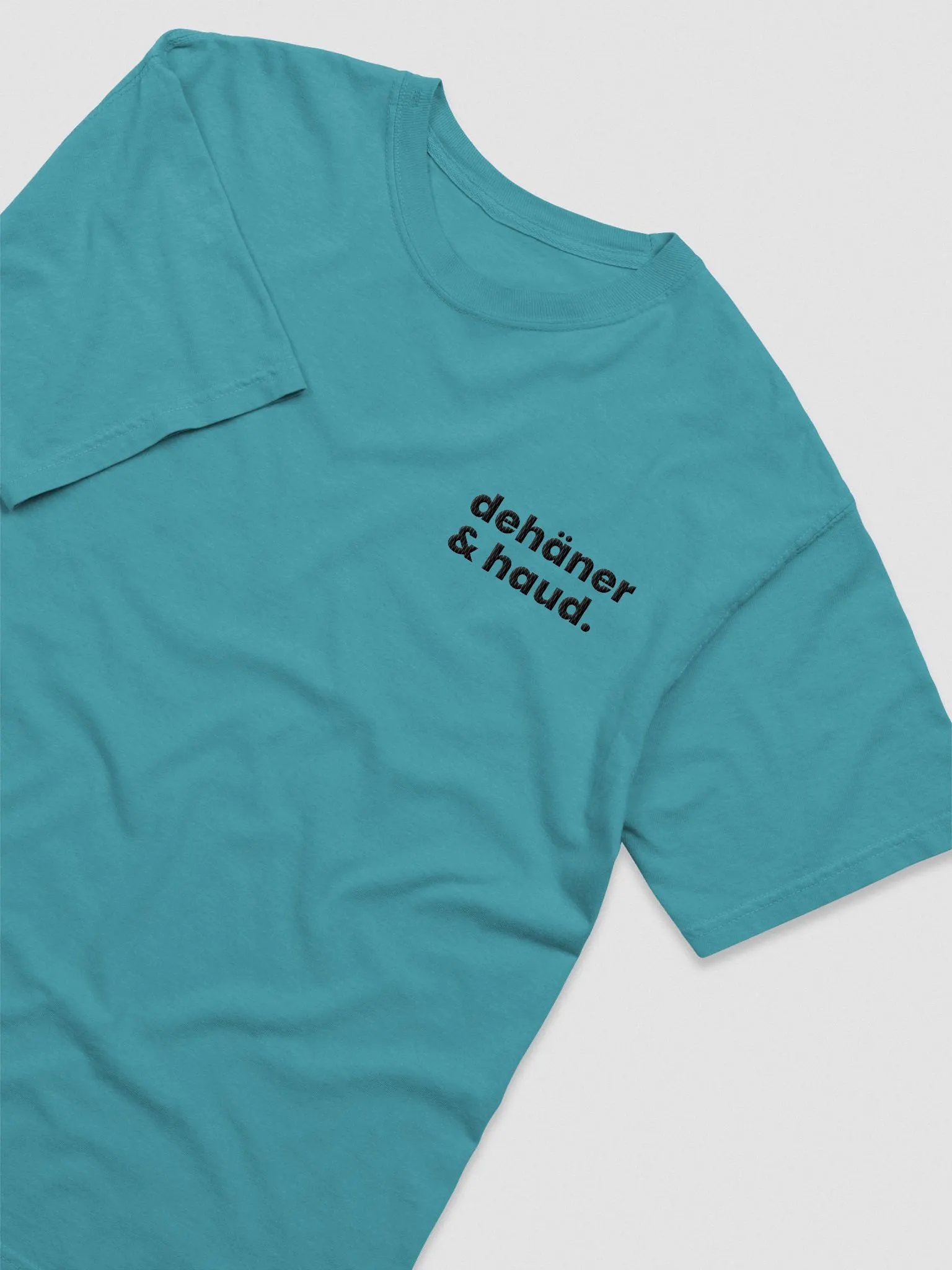 T-shirt product image (17)