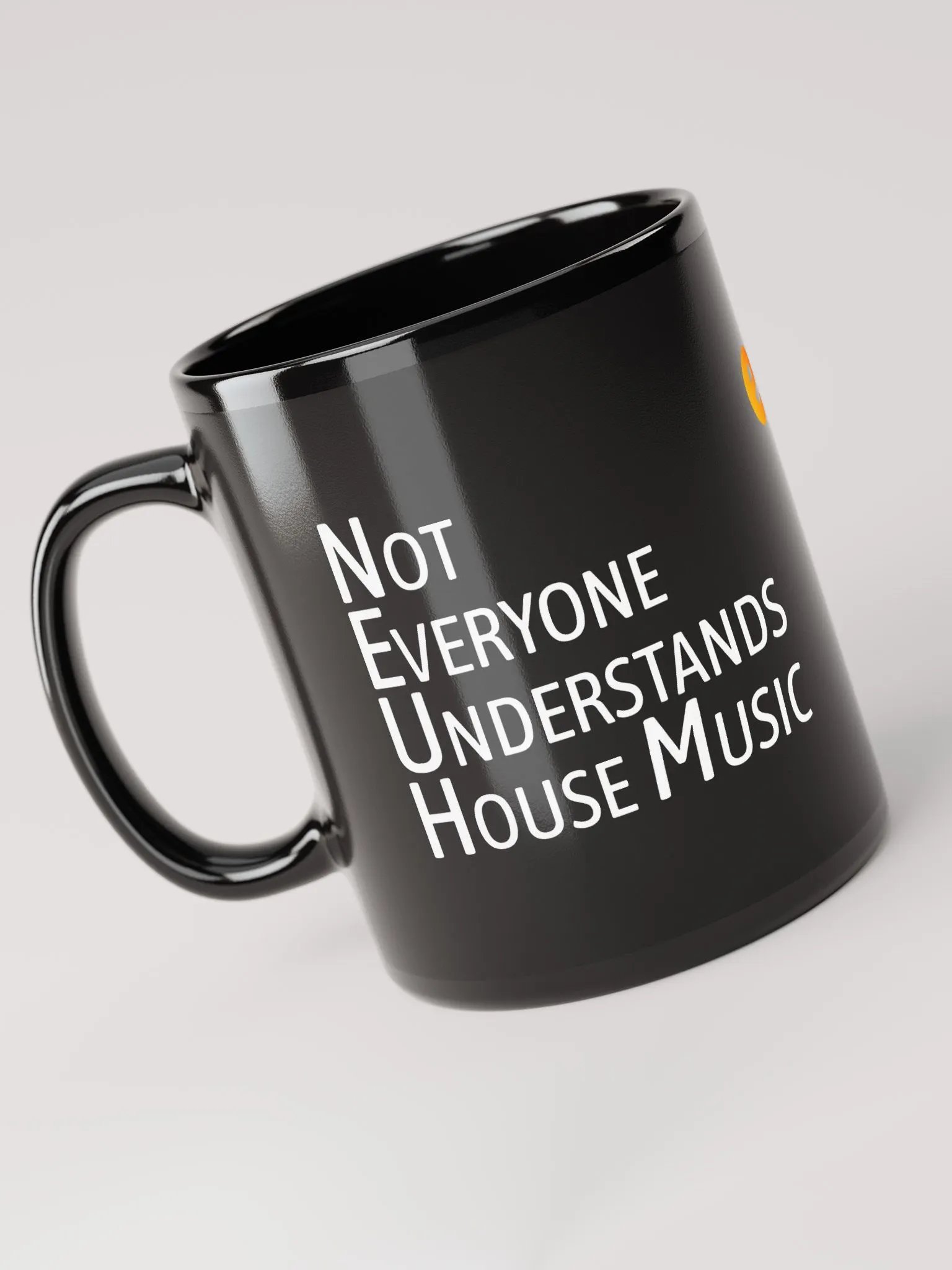 Black Glossy Mug Understands product image (1)