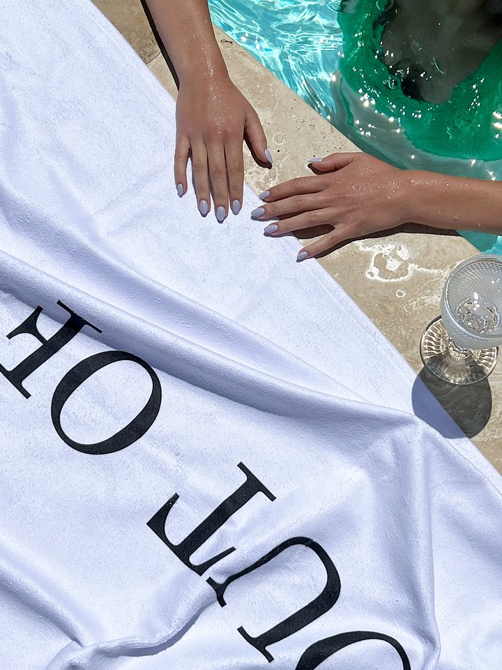 Out Of Office | Towel product image (2)
