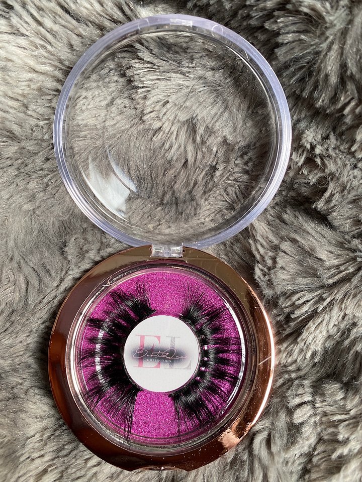 LIMITED EDITION: 3D DUBAI LASH product image (1)