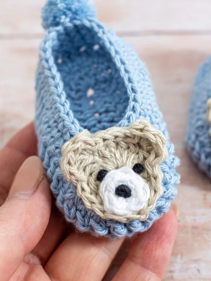 Teddy Bear Baby Slippers Crochet Pattern product image (1)