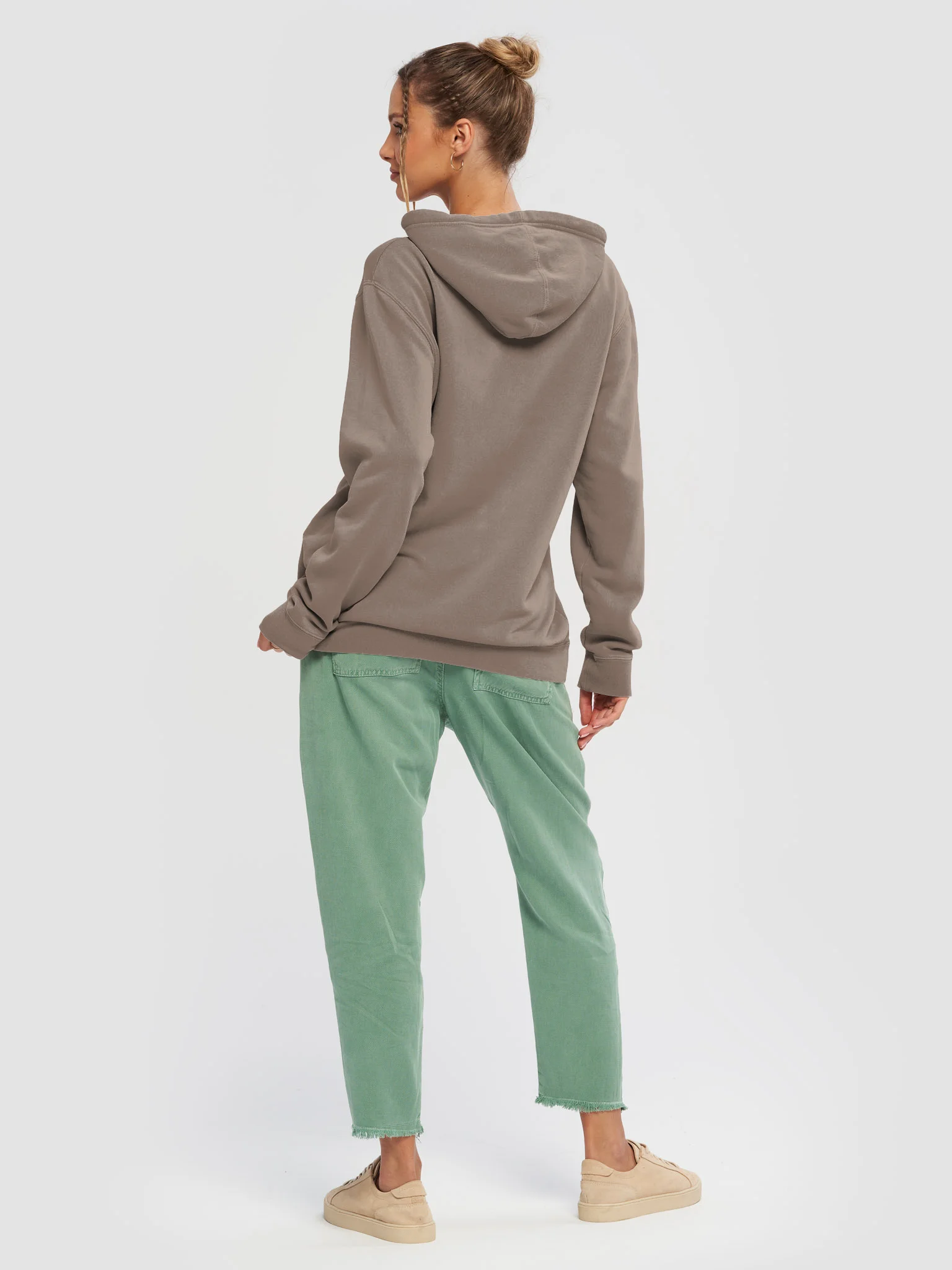 The cozy solitude seeker product image (11)
