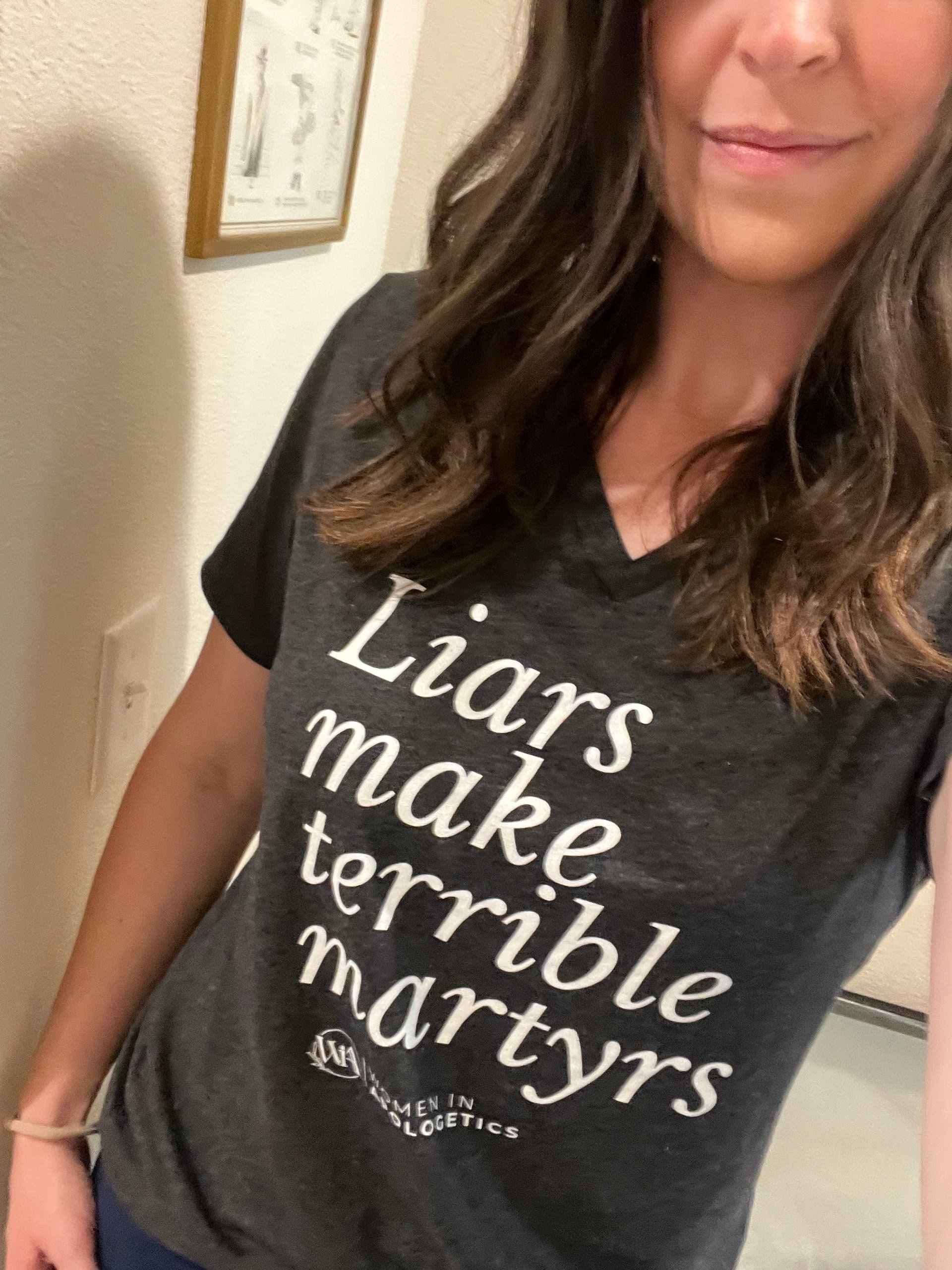 Liars Make Terrible Martyrs Relaxed V-Neck product image (2)