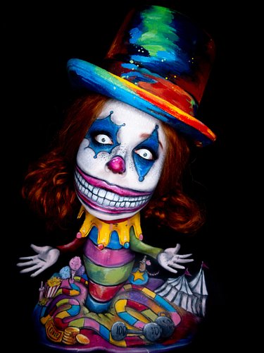 🎲 Roll the dice and seal your fate.🔮
Dying to play? Sally’s Board Game awaits!♟️

⚠️ALL BODY PAINT😵‍💫
Took a bit to make this...