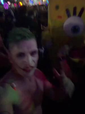 Joker vibes at the festival! Dancing freely with Spongebob. Wait for it... #FestivalLife #Joker #Freedom #Vibes #NightOut