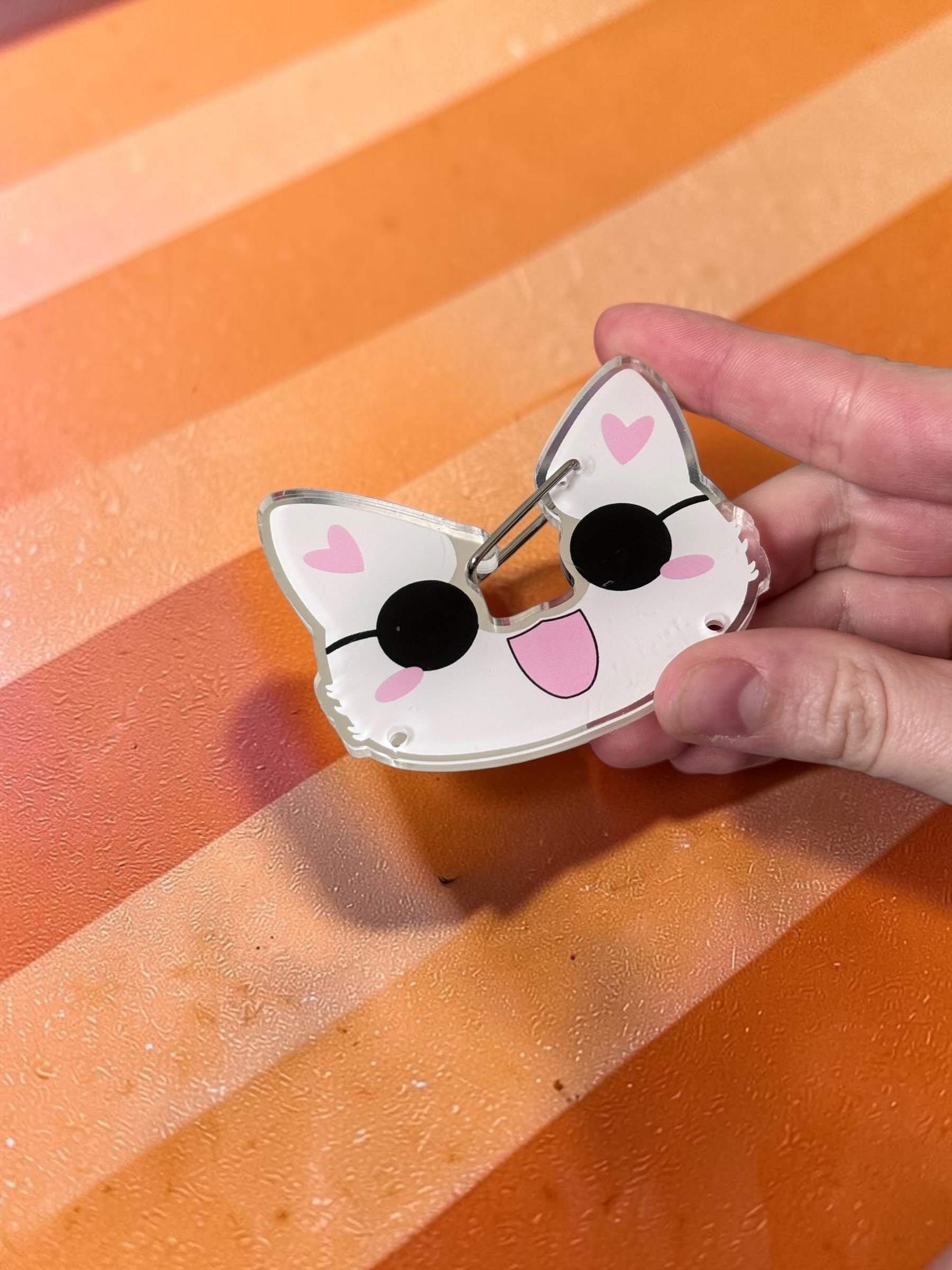 GOJO CAT CARABINER product image (1)