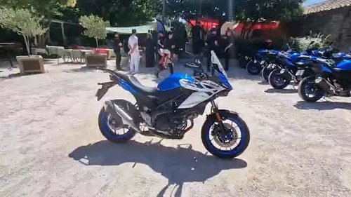 Mossy is on the launch of the new Suzuki SV-7GX, sounds pretty decent so far! Full review to follow next week 😎