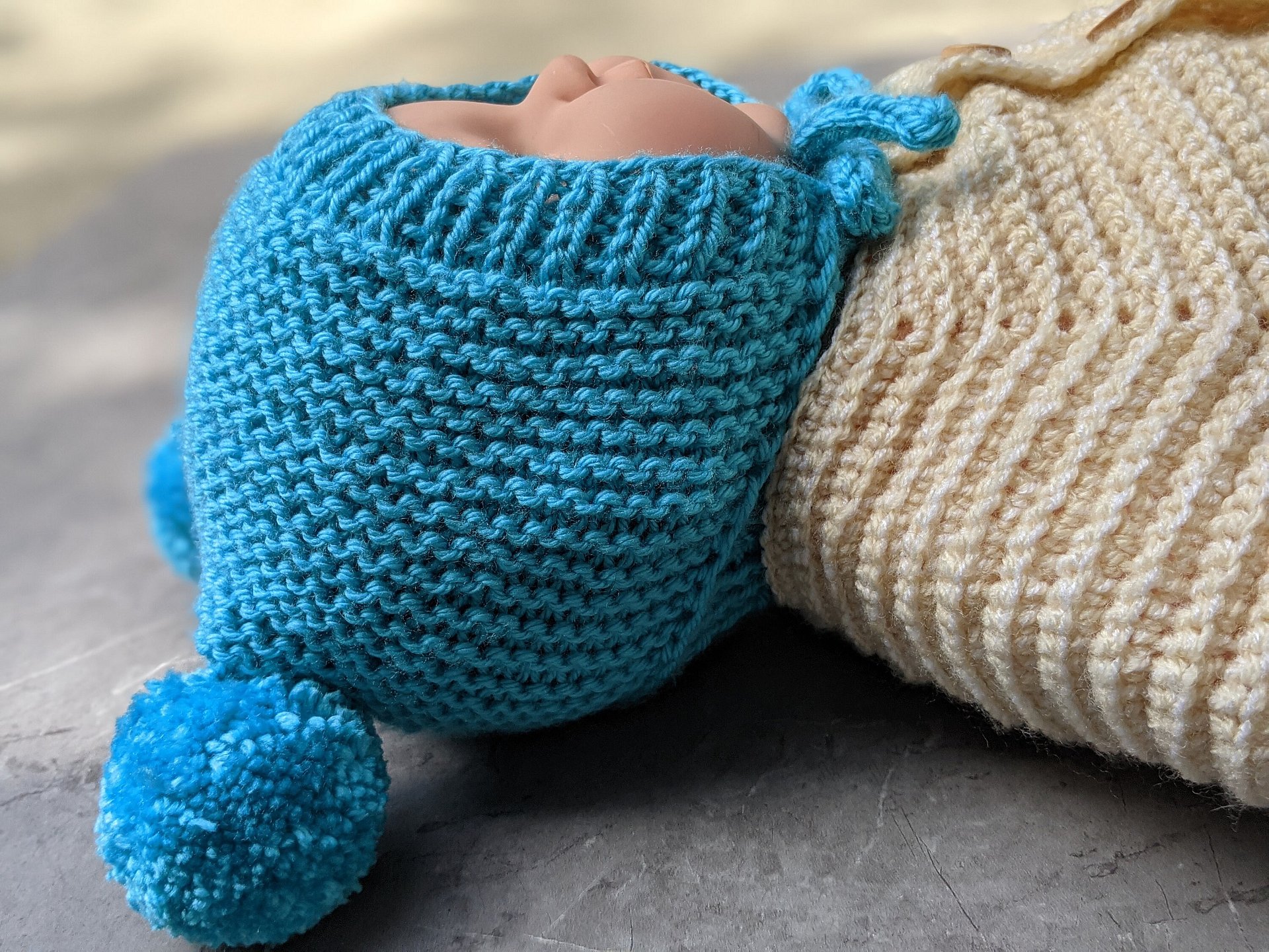 Baby Knit Bonnet Pattern with Chin Straps product image (6)